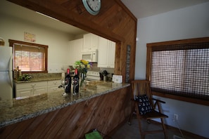 Kitchen bar
