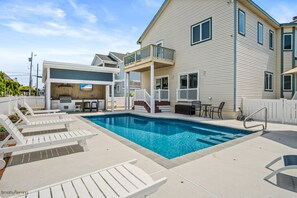 Enjoy New Pool and Cabana