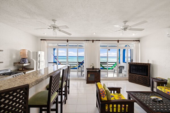 4th floor living room and kitchen
