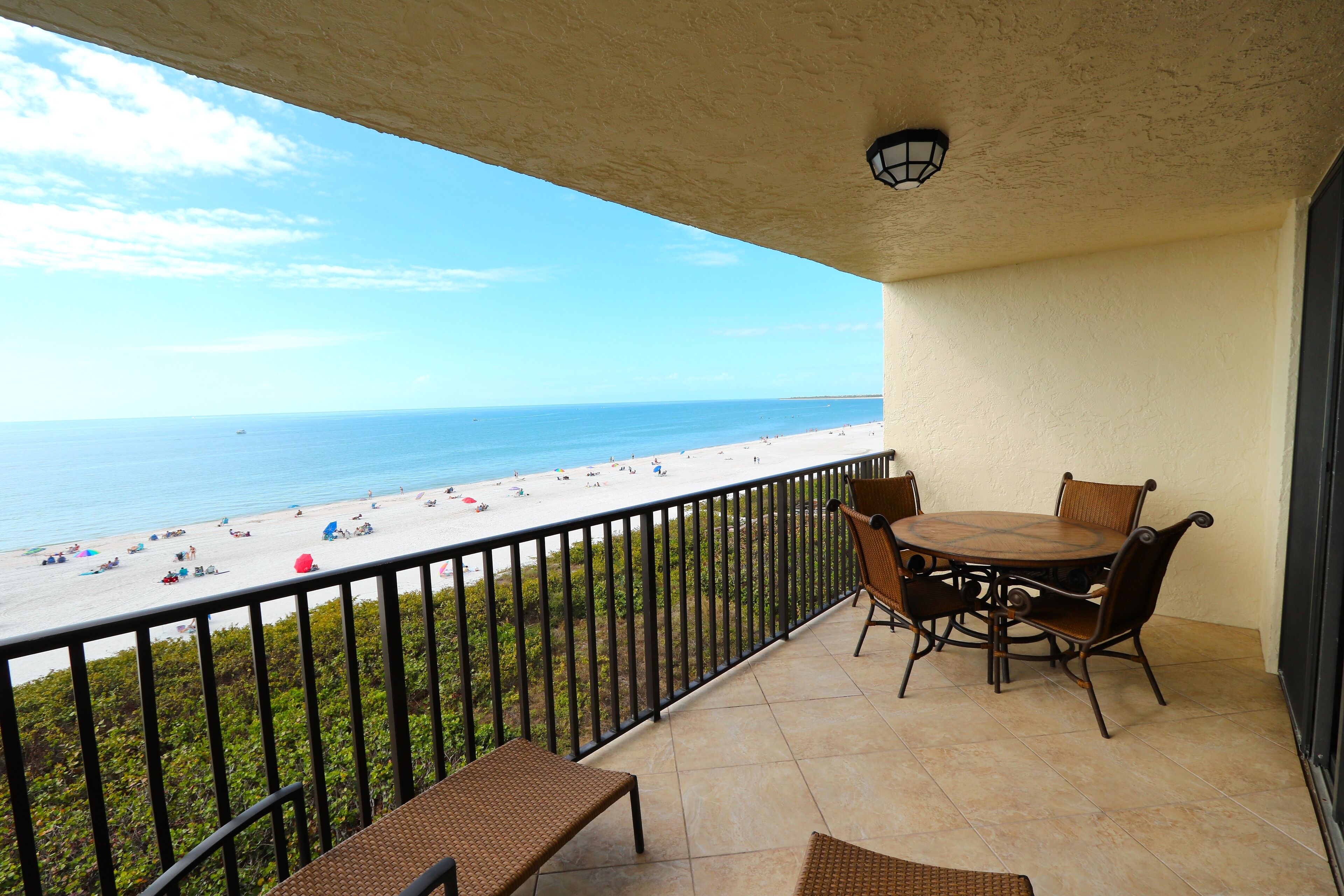 Paradise Found - Beachfront 2/2 Condo with Spectacular Views Paradise Found - Beachfront 2/2 Condo with Spectacular Views