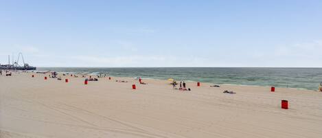 Enjoy a day at the beautiful Seaside Park beach with our included beach badges!