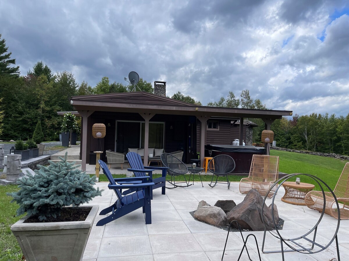 Private Getaway 10 Mins From Hunter & Windham Mountain