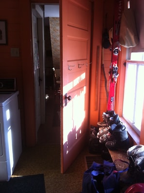 Stash your boots, hats coats n gloves in our mudroom off the kitchen