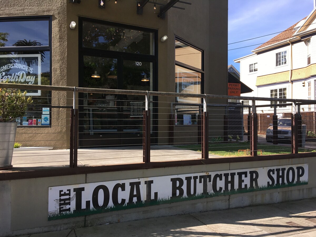 Clean, Convenient By North Berkeley Bart Subway Walk To University Of California