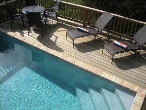 20 foot tiled pool