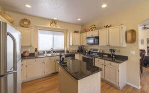 Stainless steel appliances, granite countertops, Keurig for your morning coffee.