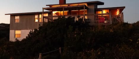 Heckman House in the evening, taken from the beach