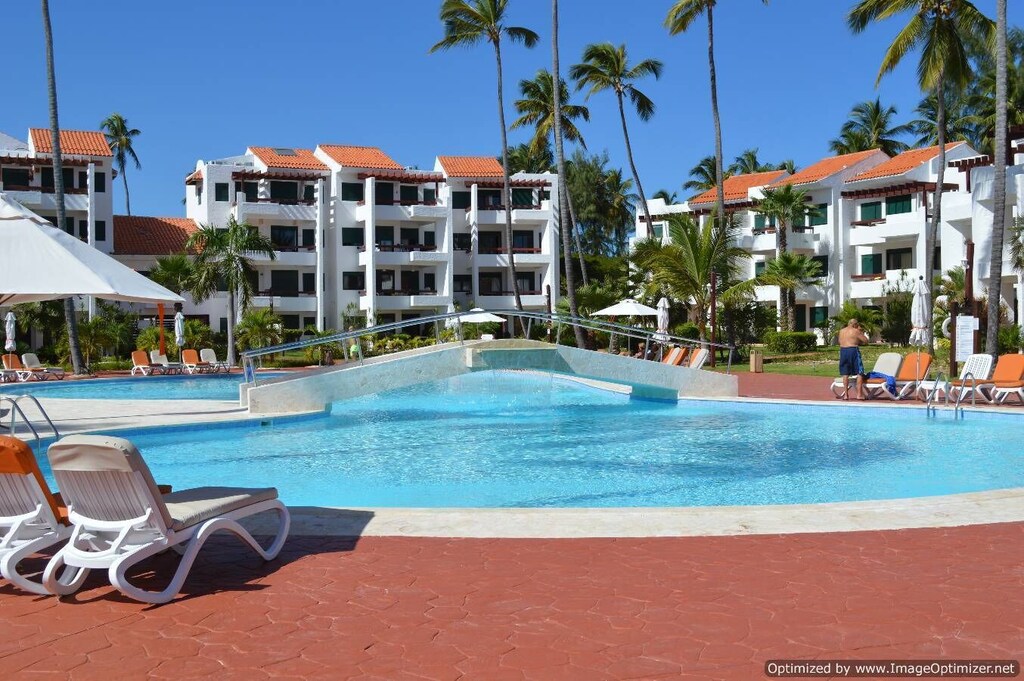 Punta Cana Paradise Condo Stanza Mare Right on Beach with Pool - Bávaro