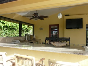 Outdoor kitchen-view 2 shows outdoor tv!