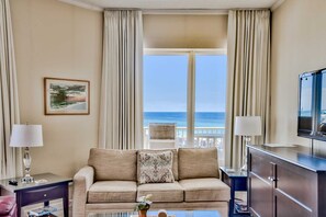 403 Crystal View