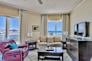 403 Crystal View
