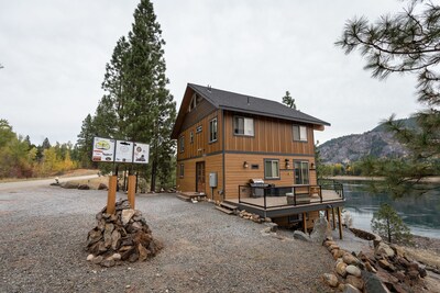 Riverside Custom Home - Black Bear Lodge