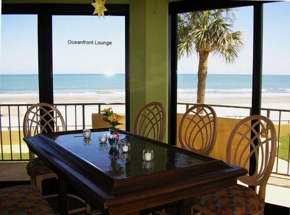 Oceanfront Lounge