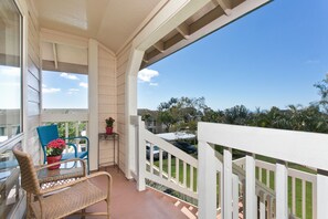 second lanai looking to the west
