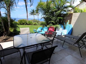 Large private front lanai with amazing ocean & sunset 6400 view