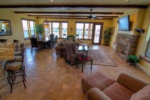 Large Living Room with Fireplace, Balcony overlooking the Colorado River