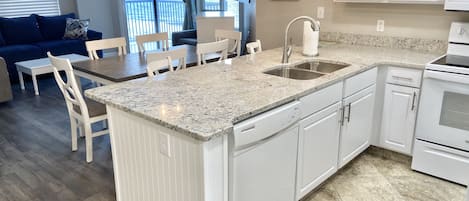 Full kitchen