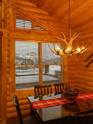 Dining room seating for six, deck/hot tub, view of mountain 