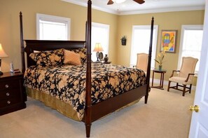 1st of 2 HUGE master suites with ensuite overlooks historic beaux arts district!