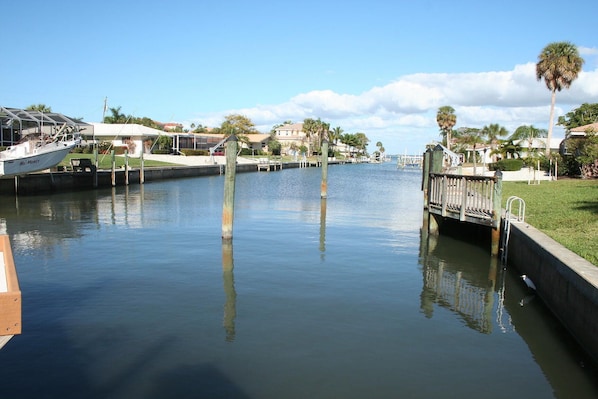 Peering east past our pier to Sarasota Bay.  If you have a boat, bring it!