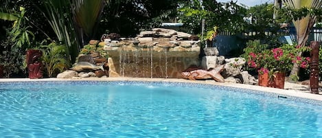 GOLD STANDARD
PRIVATE!  Your Pool Your Waterfall.
You are the only guests.