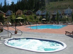 Central Guest Area - Outdoor Hot Tubs & Pool