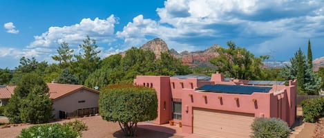 Back drop of Thunder mountain