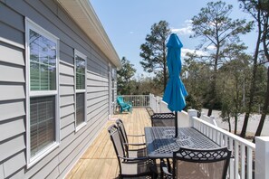 Large sun deck