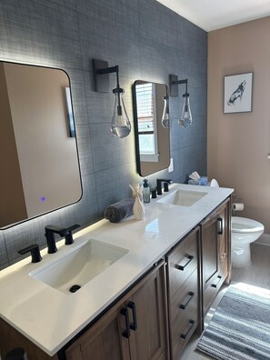 Newly renovated master bathroom 5/24