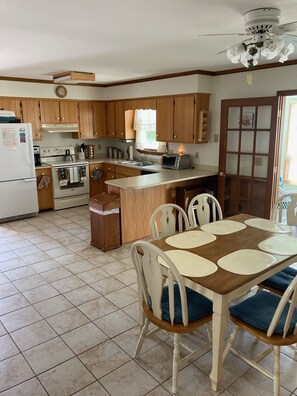 Kitchen and Eating area