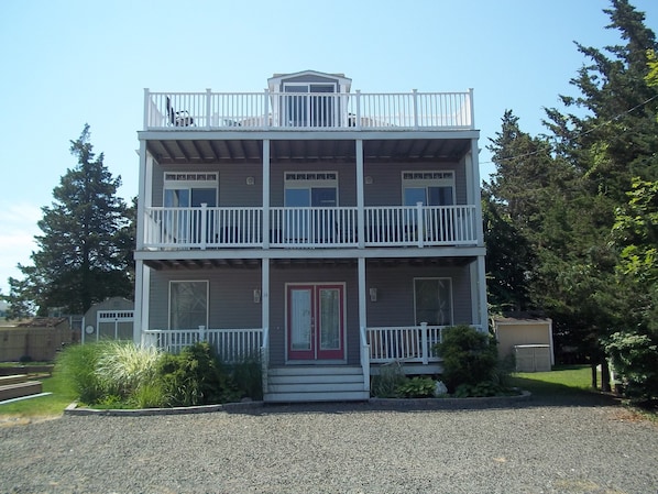 Welcome to 14 Kelsey Road. You'll love it here!