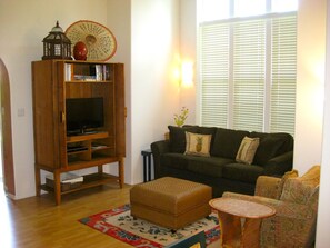 Relax in a comfortable chair, watch the 32" LED HDTV, or just read a book