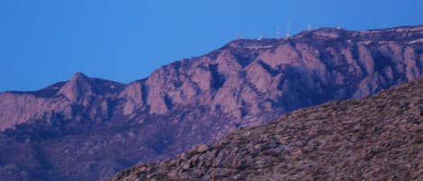 Sandia (Watermelon Hue) Sunset