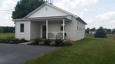 The School House of Gettysburg, rural setting close to main attractions