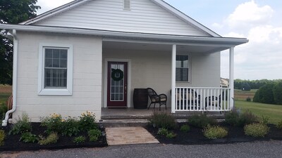 The School House of Gettysburg, rural setting close to main attractions