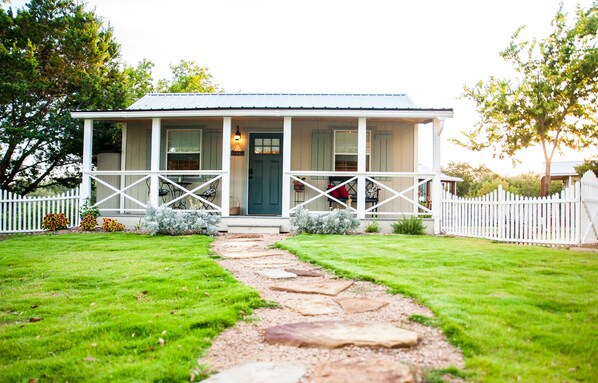 Creek Road Cottage