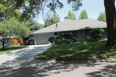South Lincoln Contemporary Bungalow
