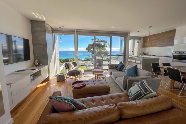 Open plan living/dining kitchen, all has wonderful ocean views