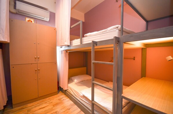 Good Day Hostel 4 Bunk Beds