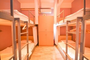 Good Day Hostel 4 Bunk Beds