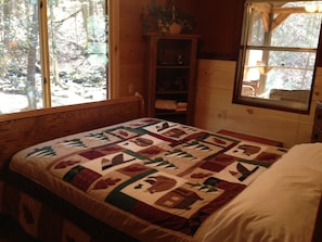 Beautiful views of the creek and mountain right from bed, sleep to it's sounds!