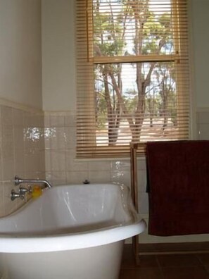 The main Bathroom