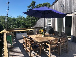East Deck Dining Area