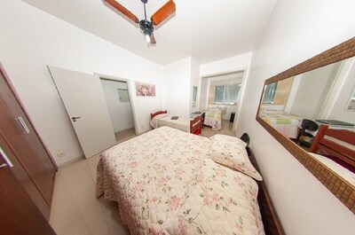 Luxury Apartment near the Beach, Renovated, Decorated and Furnished