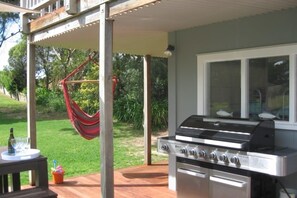 Bach No. 5 at Sunny Riversdale 