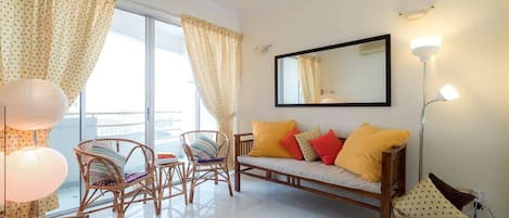 Seaview Homestay Apartment