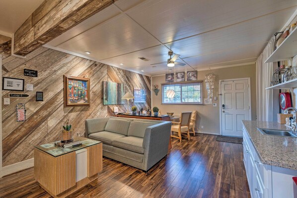 Lodi Vacatoin Rental | 1BR | 1BA | 1,000 Sq Ft | Shared Outdoor Space