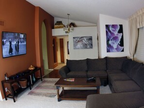 Living Room - 60' TV