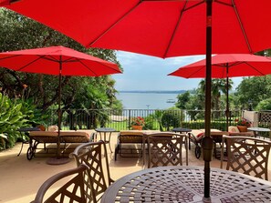 Back patio view of the lake