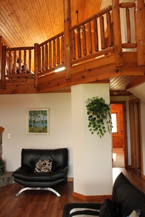 Second floor loft space